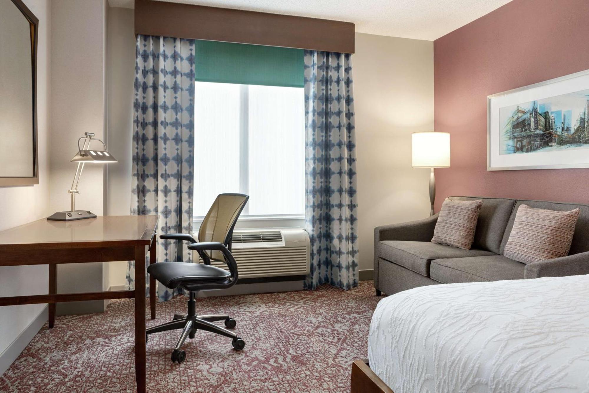 Hilton Garden Inn Louisville Downtown Exterior foto