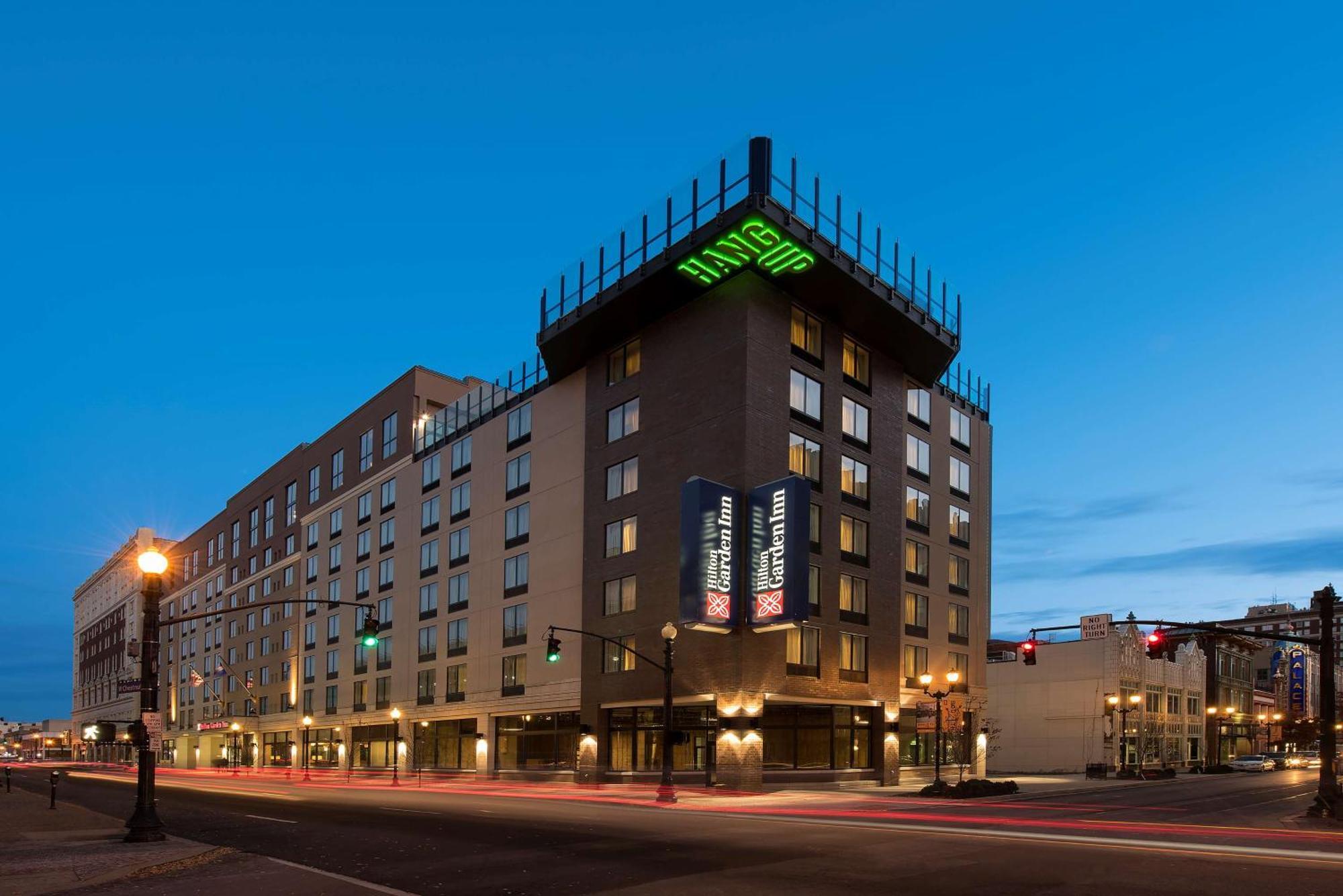 Hilton Garden Inn Louisville Downtown Exterior foto